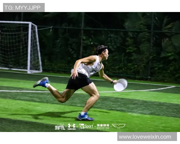 重庆飞盘队的盯防体系解析与战术运用探讨